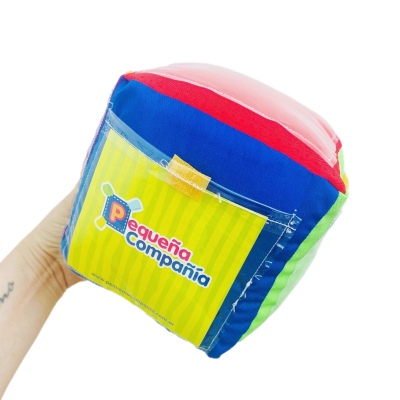 CUBO CON BOLSILLOS DE PVC